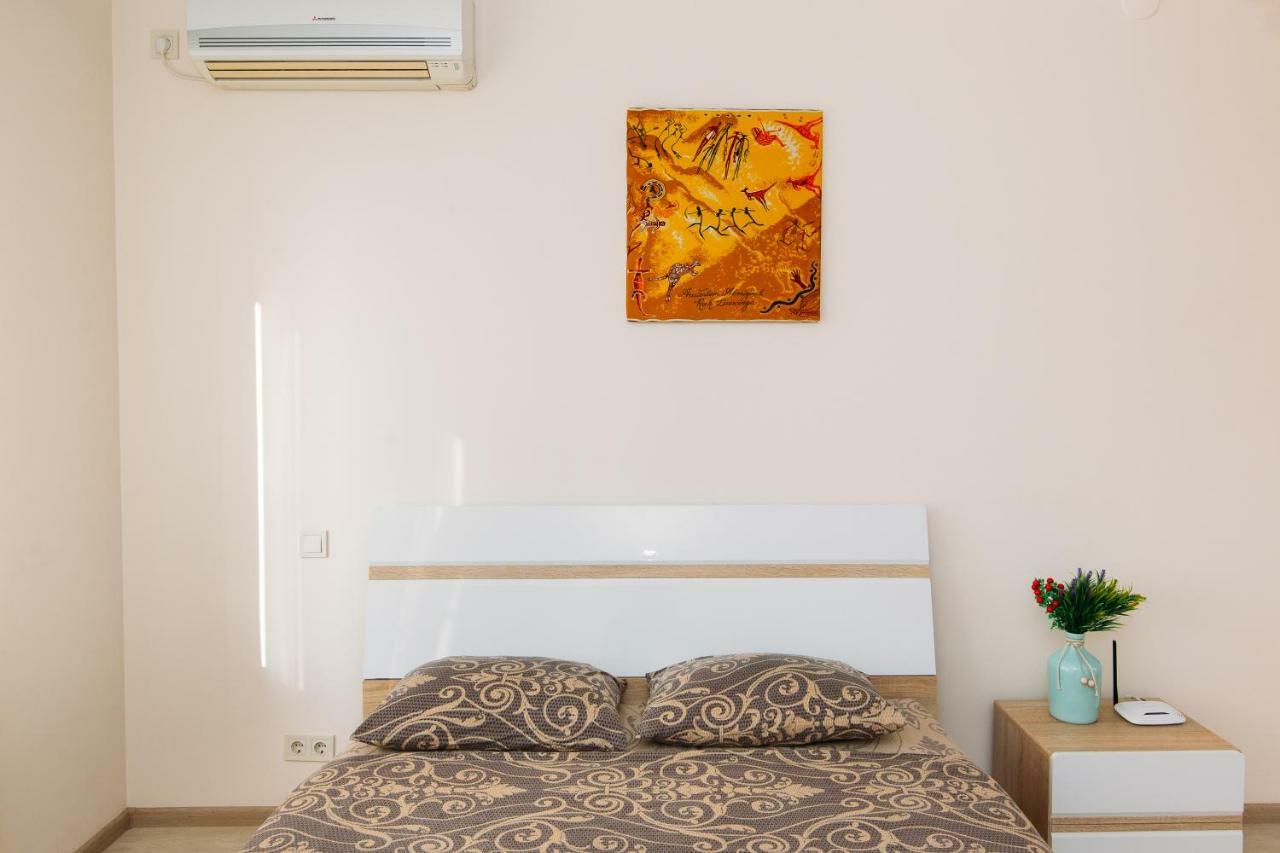 Luxury Studio Apart-Hotel In Centre 2 Room Sumy Exteriér fotografie