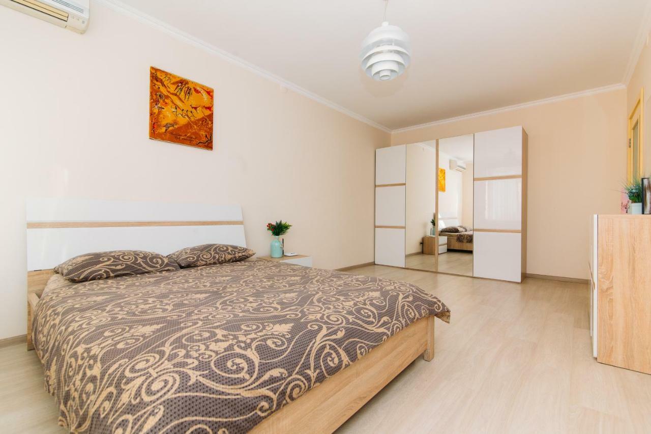 Luxury Studio Apart-Hotel In Centre 2 Room Sumy Exteriér fotografie