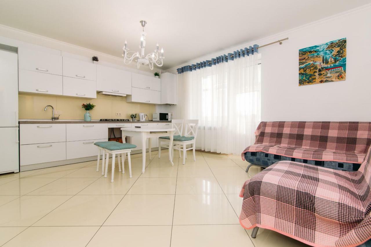 Luxury Studio Apart-Hotel In Centre 2 Room Sumy Exteriér fotografie